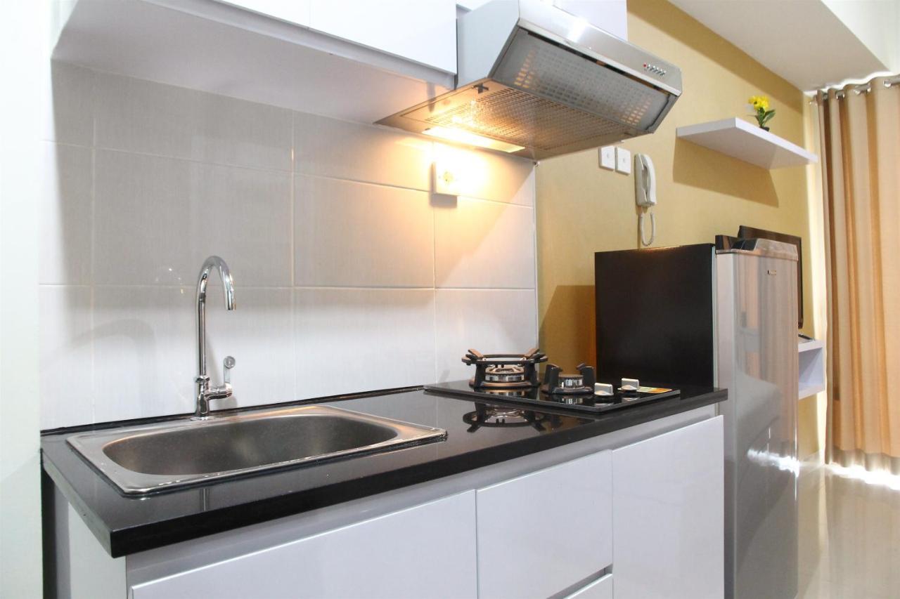 Comfortable Studio Apartment Grand Dhika City By Travelio Bekasi Exterior photo
